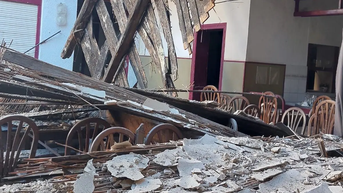 In der ehemaligen Tanz-Gaststätte Harnasch in Forst-Noßdorf ist das Dach eingestürzt. Wie konnte das passieren?