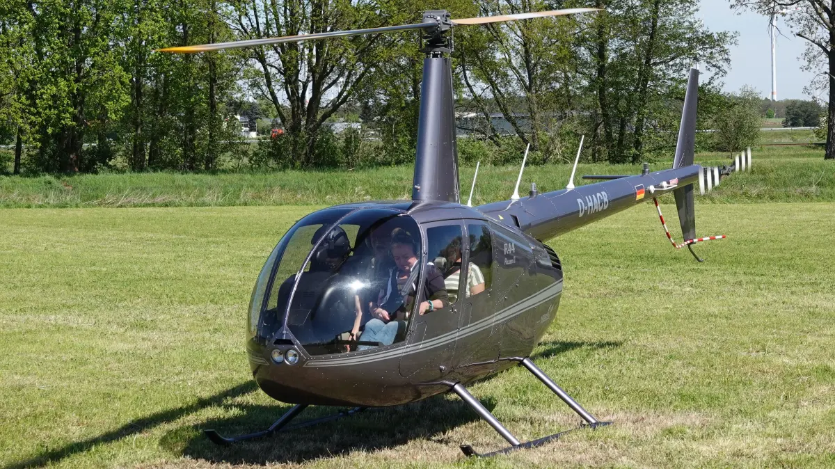 Helicopter-Rundflüge während der Niederlausitzer Leistungsschau in Luckau