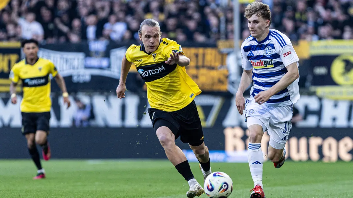 3.Liga: Alemannia Aachen - MSV Duisburg; 24.04.2026 : 3.Liga: Alemannia Aachen - MSV Duisburg 24.04.2026 Lars Gindorf Alemannia Aachen, 23, Kother Dominik MSV Duisburg, 31 3.Liga: Alemannia Aachen - MSV Duisburg Tivoli, Aachen 24.04.2026 DFB regulations prohibit any use of photographs as image sequences and/or quasi video. *** 3 Liga Alemannia Aachen MSV Duisburg 24 04 2026 Lars Gindorf Alemannia Aachen, 23 , Kother Dominik MSV Duisburg, 31 3 Liga Alemannia Aachen MSV Duisburg Tivoli, Aachen 24 04 2026 DFB regulations prohibit any use of photographs as image sequences and or quasi video Copyright: xBEAUTIFULxSPORTS/Buriakovx