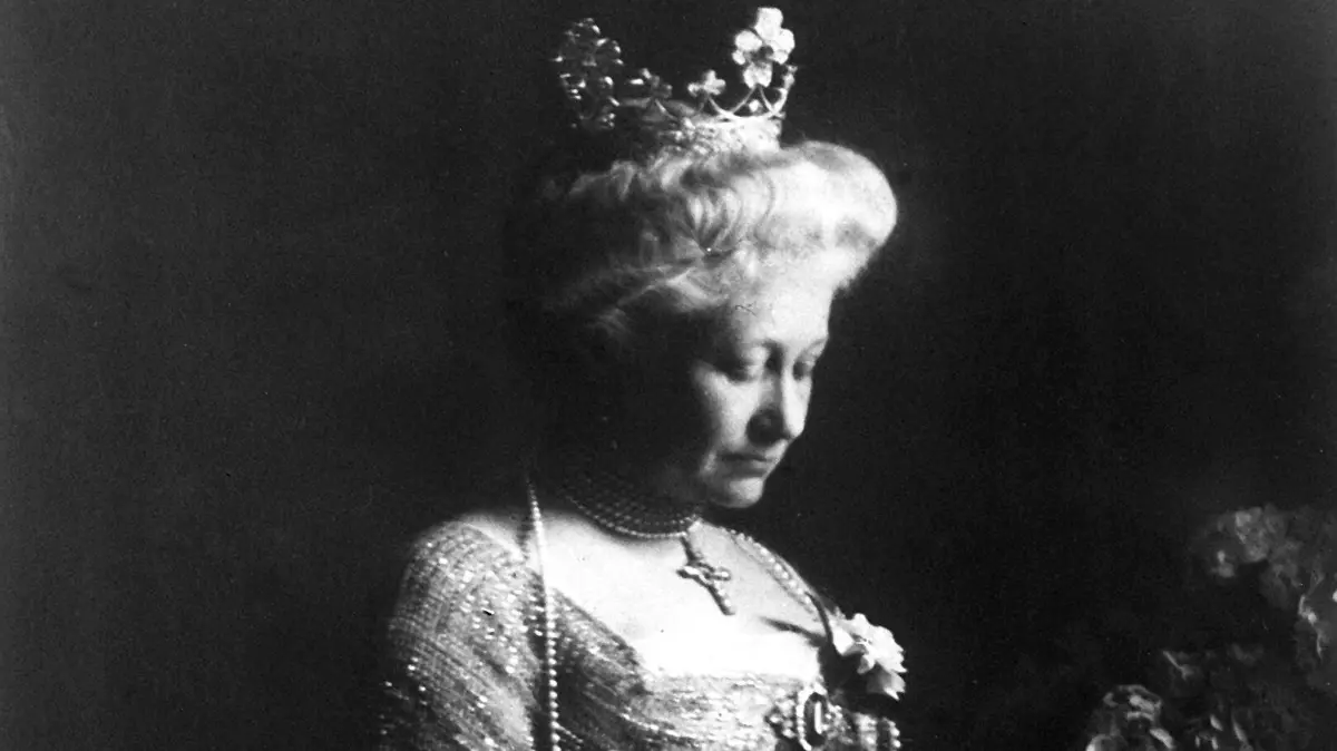 Mutterfigur des Deutschen Reiches: Kaiserin Auguste Victoria auf einer undatierten Aufnahme