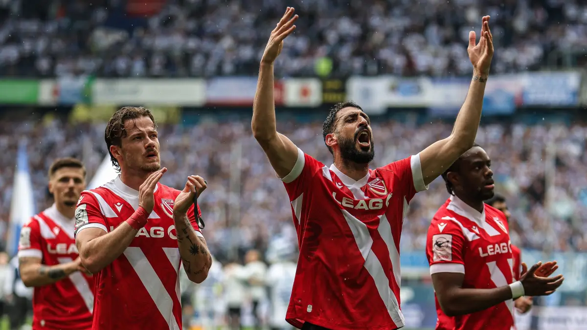 Energie Cottbus will die Niederlage im Topspiel der 3. Liga beim MSV Duisburg schnell abhaken. Am Samstag steht das Heimspiel gegen den SV Wehen Wiesbaden an. Es wird rappelvoll im Stadion.