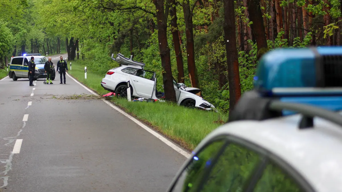 Ein schwerer Verkehrsunfall hat sich in Mulknitz bei Forst ereignet.