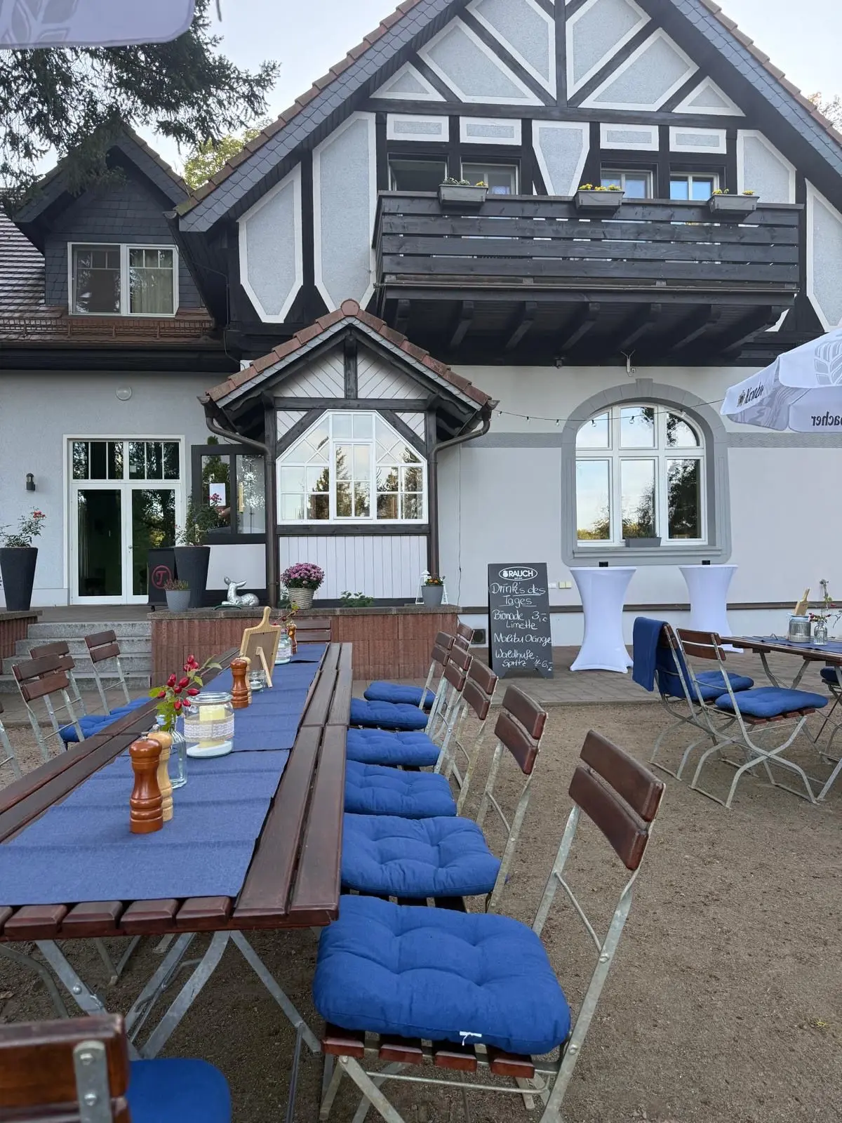 Das Restaurant Waldhufe in Doberlug-Kirchhain eröffnet am Himmelfahrtstag auch seine Biergartensaison.