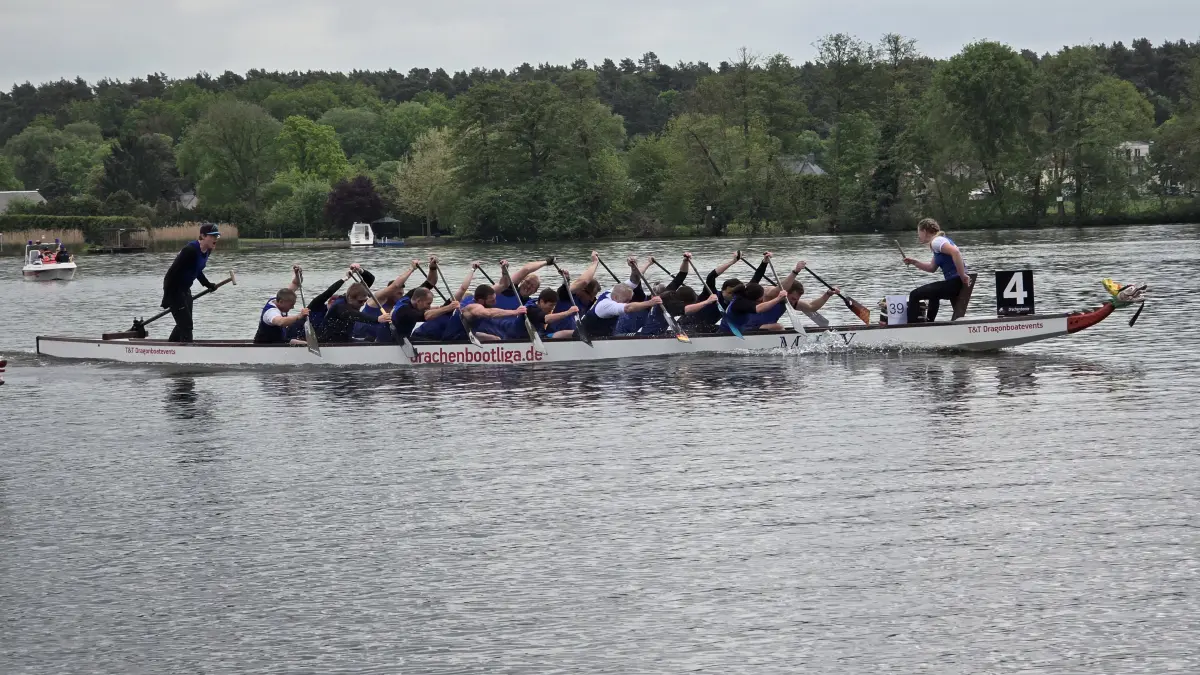 24. Drachenbootcup Königs Wusterhausen - über 1000 Teilnehmer im Drachenboot im Strandbad Neue Mühle