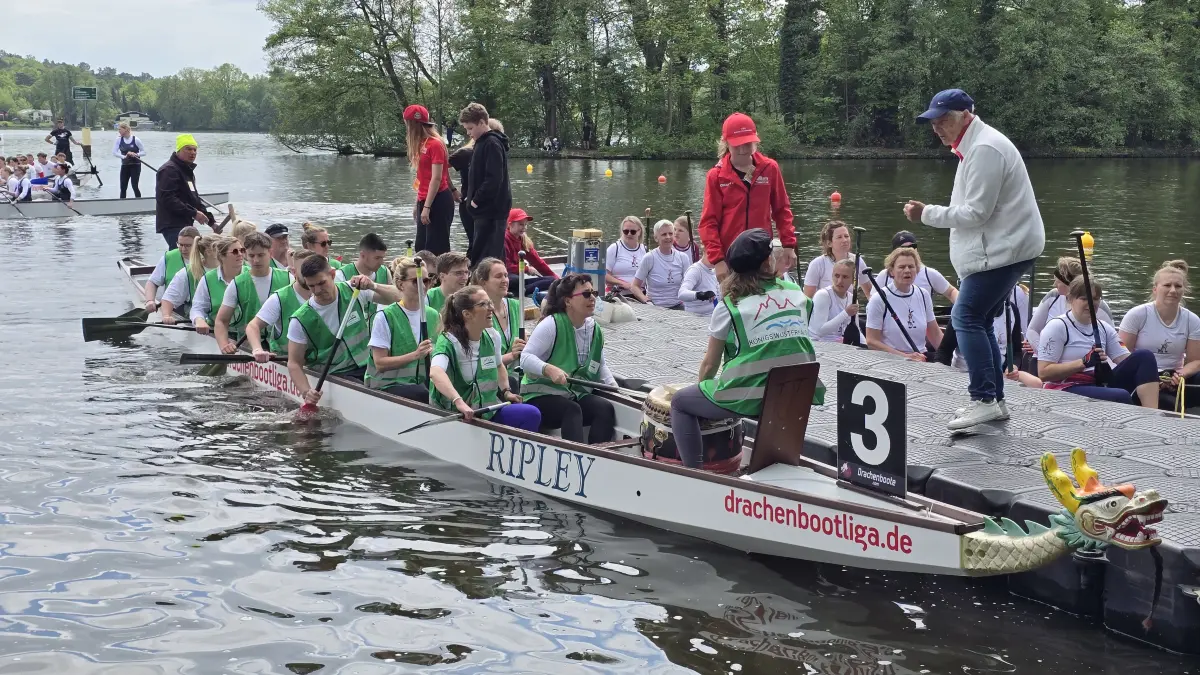 24. Drachenbootcup Königs Wusterhausen - über 1000 Teilnehmer im Drachenboot im Strandbad Neue Mühle