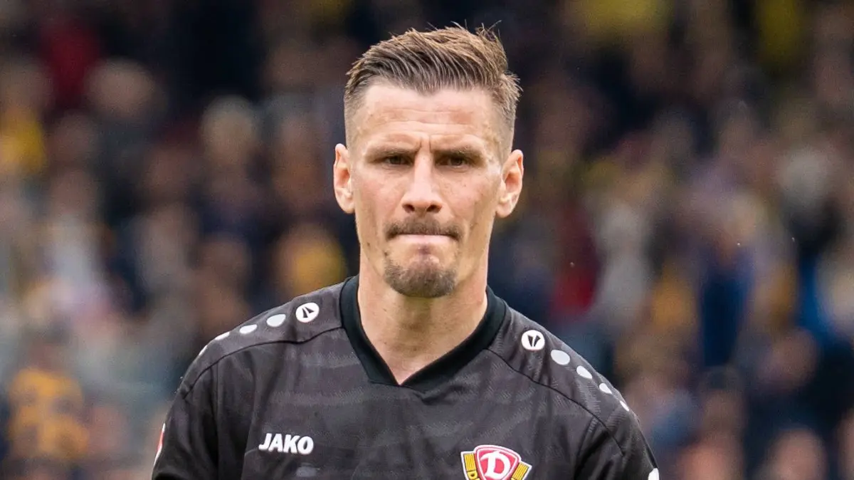 Deutschland: Fussball, 2. Bundesliga, 33. Spieltag 2025/26, Eintracht Braunschweig - Dynamo Dresden am 09.05. in Braunschweig, Eintracht-Stadion: Stefan Kutschke Dynamo Dresden 30 *** Germany Soccer, 2 Bundesliga, 33 Matchday 2025 26, Eintracht Braunschweig Dynamo Dresden on 09 05 in Braunschweig, Eintracht Stadion Stefan Kutschke Dynamo Dresden 30 Copyright: xSvenxHeidmannx
