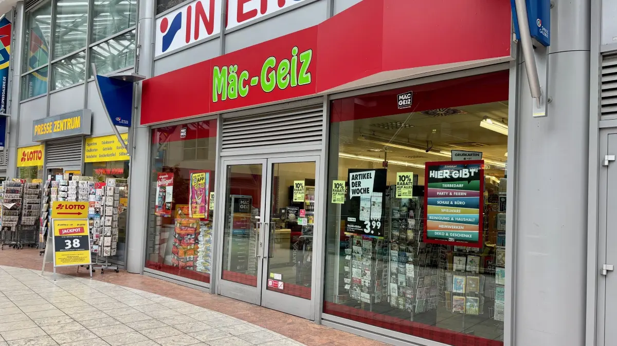 Die Mäc-Geiz-Filiale in der Spree-Galerie ist mittlerweile die einzige in der Stadt Cottbus. Wackelt sie nach der Insolvenz der Handelskette?
