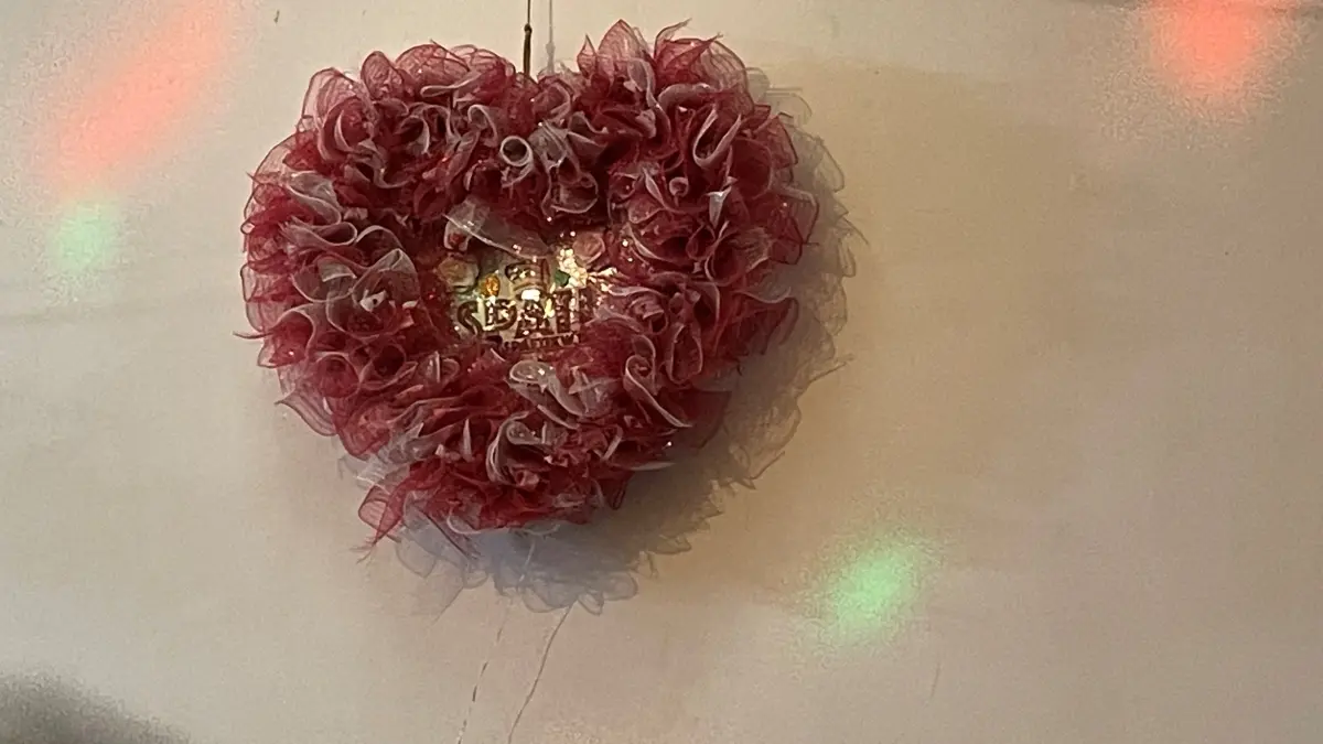 Späti-Liebe. Die Dekoration im Spätkauf.