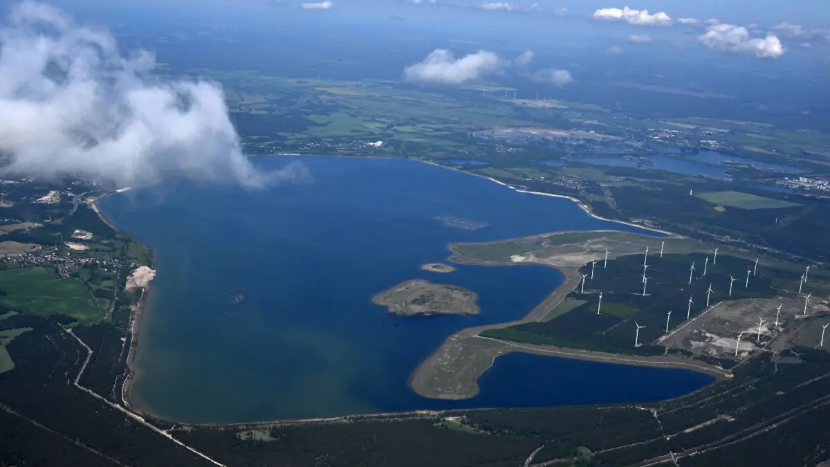 Luft Ostsee komplett Mai 2026: Luftaufnahme vom 18. Mai 2026
Blick auf kompletten Cottbuser Ostsee