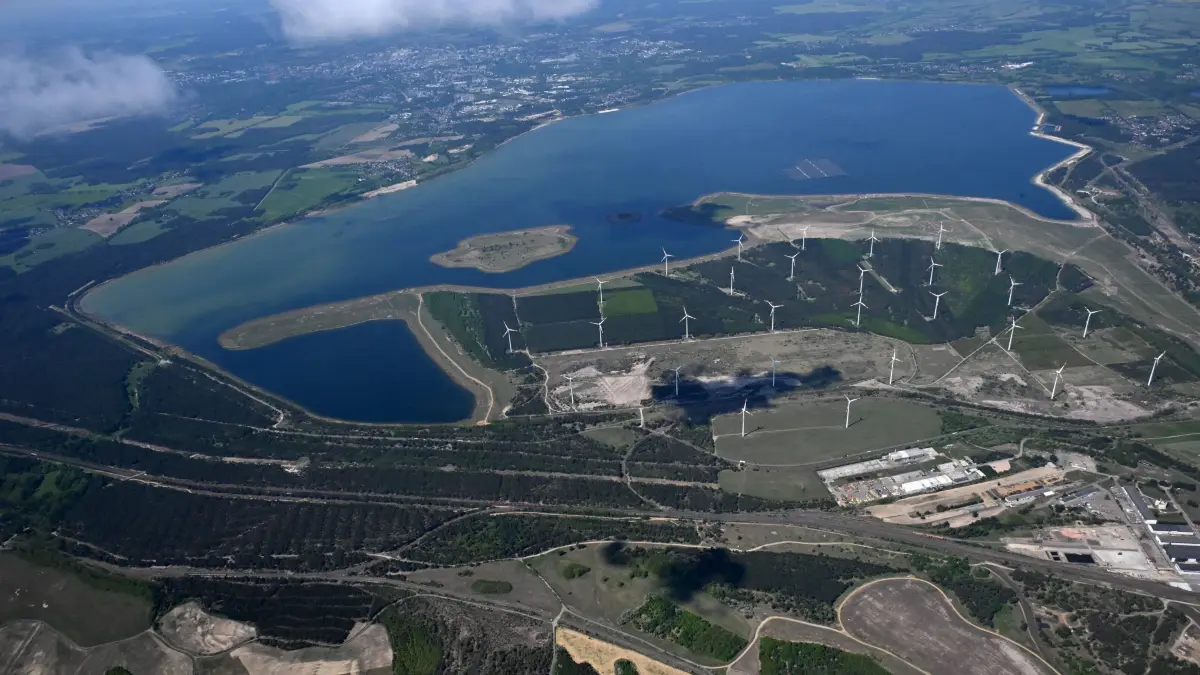 Luft Ostsee komplett Mai 2026: Luftaufnahme vom 18. Mai 2026
Blick auf kompletten Cottbuser Ostsee