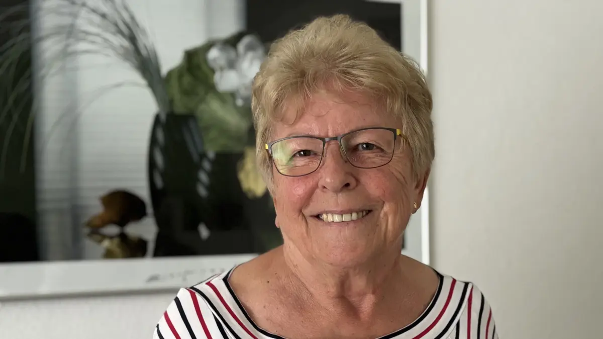 Maria Bartusch in ihrer Wohnung in Cottbus.