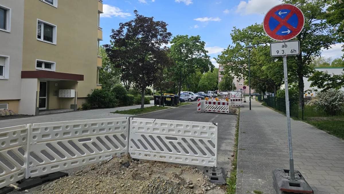 Aktuelle Sperrungen wegen Dauerbaustelle in der Max-Grünebaum-Straße in Cottbus-Sandow nach Wasserrohrbruch 2025
