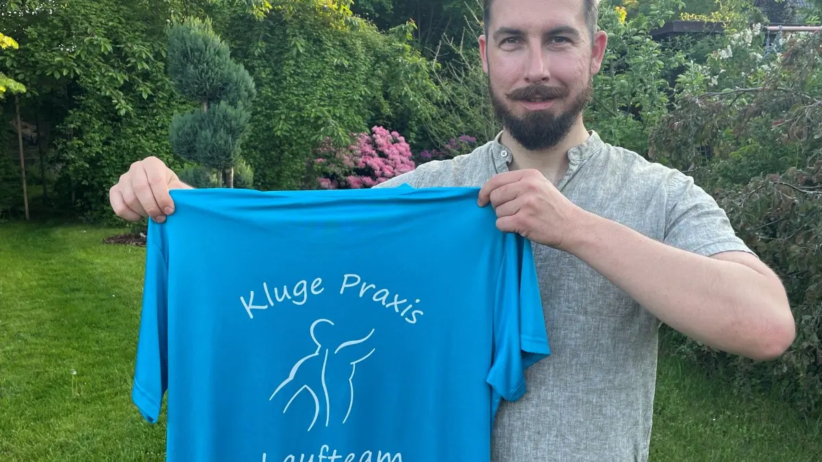 Janis Kluge von der gleichnamigen Physiotherapie und Logopädie in Bad Liebenwerda geht zum ersten Mal an den Start und hat gleich eine Mannschaft mit neun Startern zusammengetrommelt.