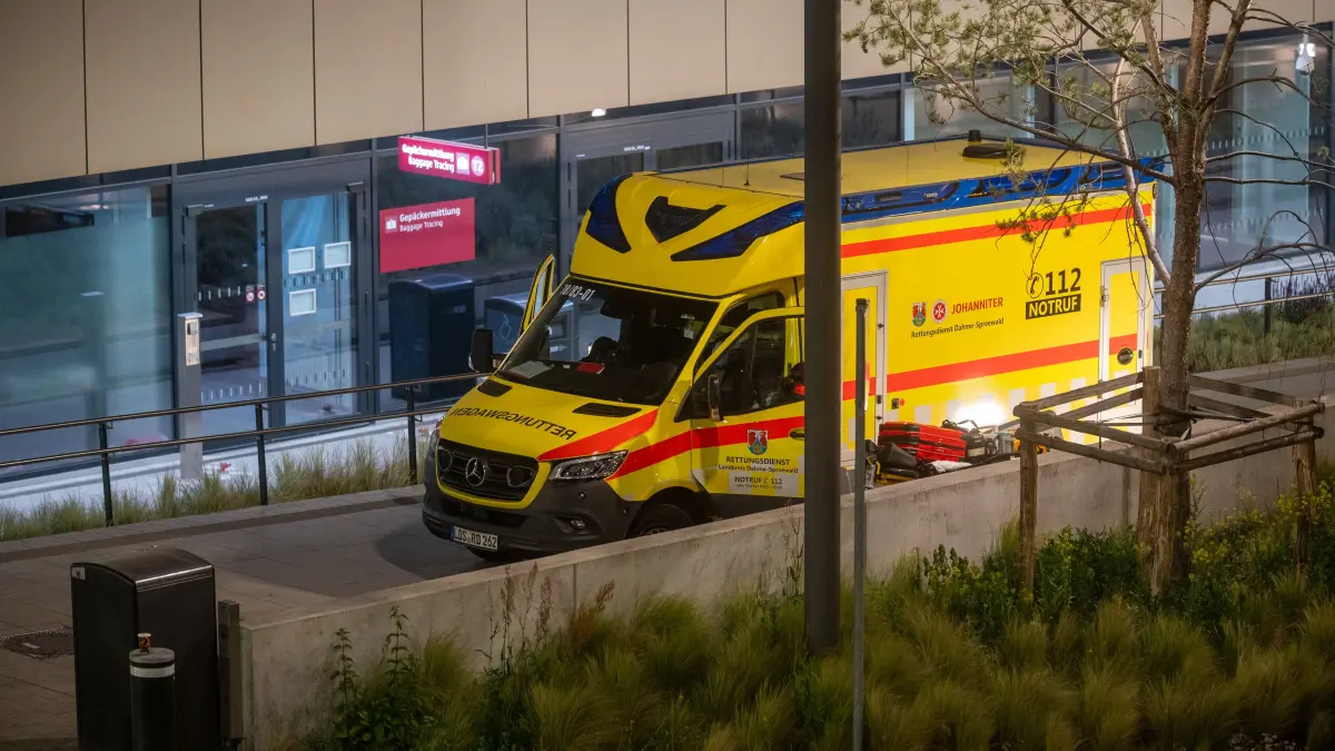 Bombendrohung Flughafen BER