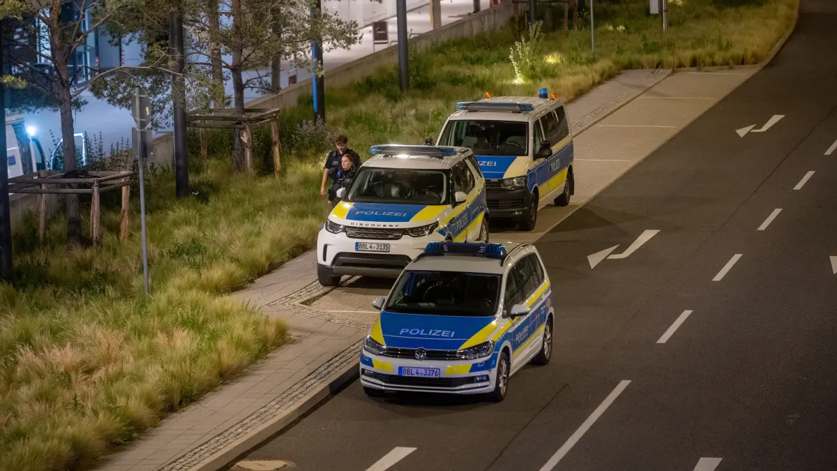 Bombendrohung Flughafen BER