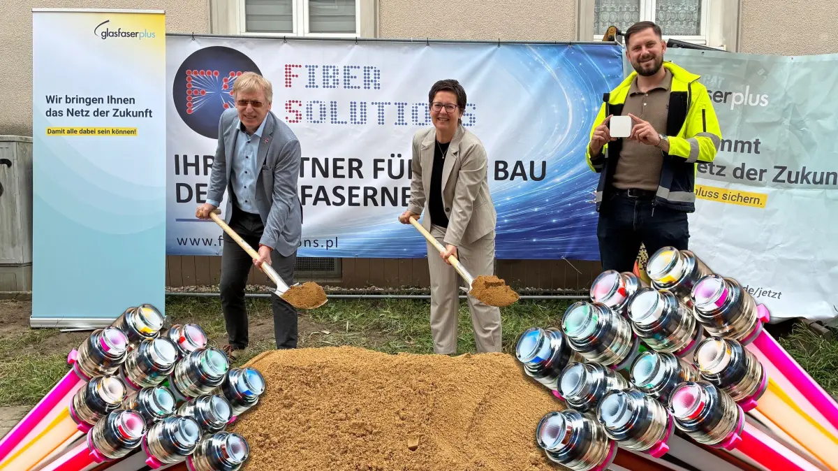 Symbolischer erster Spatenstich für den Glasfaserausbau in Schwarze Pumpe