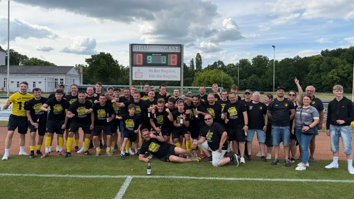 SG Sielow feiert den Staffelsieg in der Landesklasse Süd und steigt in die Landesliga auf , 6. Juni 2026