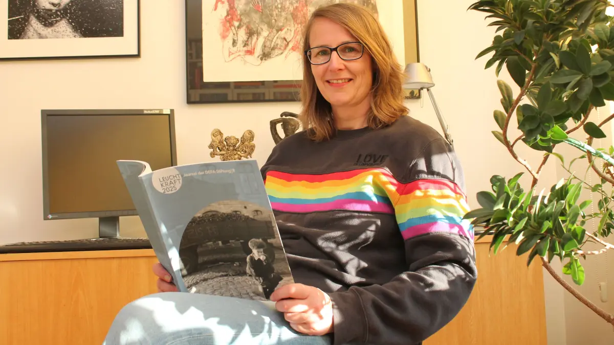 Bevor es zu spät ist: DEFA-Vorständin Stefanie Eckert bemüht sich um Digitalisierung alten Filmmaterials, doch ist das mit hohen Kosten verbunden.