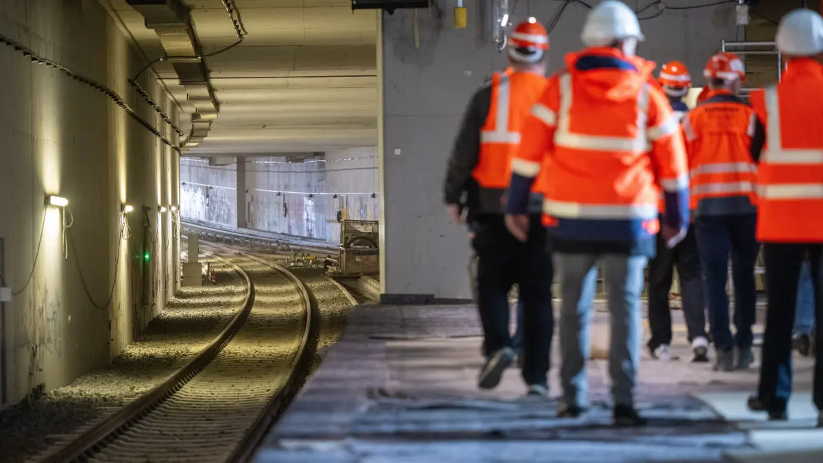 Blick in den Tunnel der neuen S21. Nach dem ersten Bauabschnitt, der am 15. Juni 2026 zwischen Gesundbrunnen und Berlin Hauptbahnhof eröffnet wird, ist der Ausbau bis zum Südkreuz geplant.