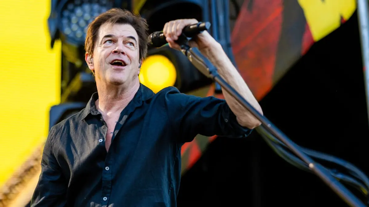 Tourauftakt der Abschiedstour der Toten Hosen in Stuttgart: 13.06.2026, Baden-Württemberg, Stuttgart: Campino und seine Band Die Toten Hosen starten auf dem Cannstatter Wasen den deutschen Auftakt ihrer Abschiedstour «Trink Aus! Wir Müssen Gehen - Tour 2026». (zu dpa: «Hosen begeistern Stuttgart zum Auftakt ihrer Abschiedstour») Foto: Christoph Schmidt/dpa +++ dpa-Bildfunk +++
