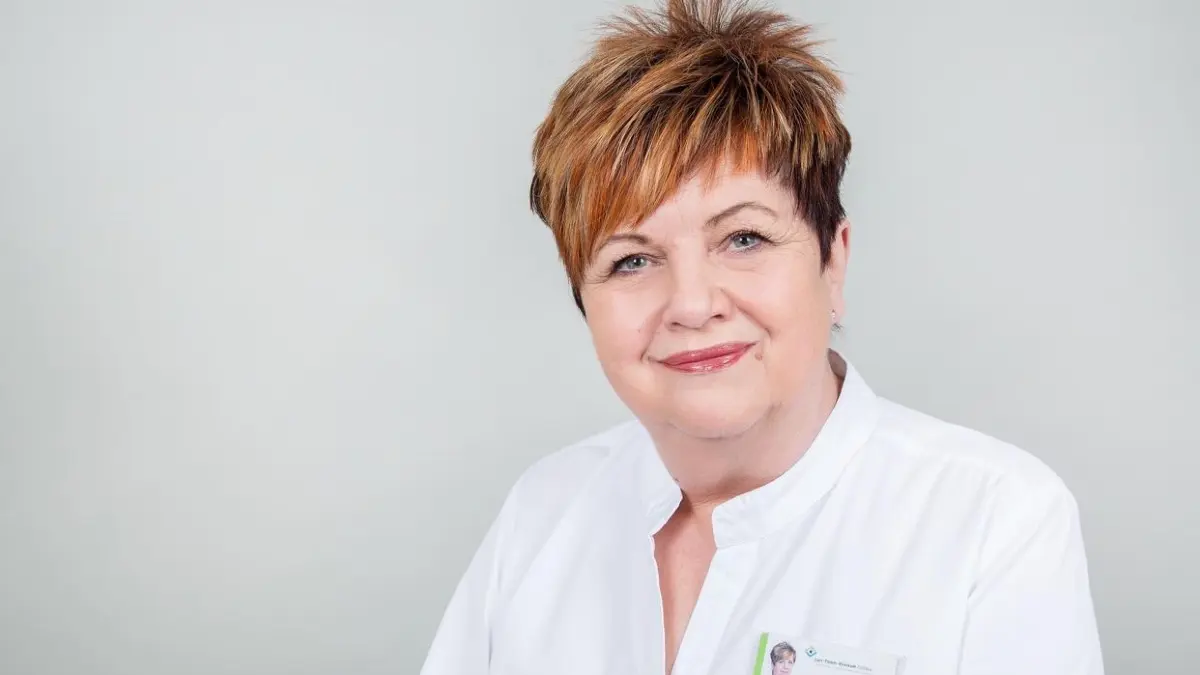 Dr. Cornelia Schmidt verabschiedet sich nach 45 Jahren an der Klinik in Cottbus in den Ruhestand. Warum sie den weißen Kittel doch nicht ganz an den Nagel hängen wird.