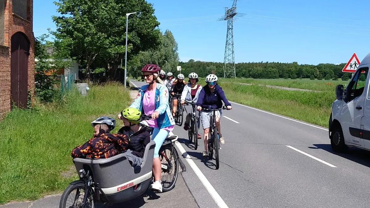 Im Juni sind Schüler der 9. Klasse der Wichern-Schule in Forst (Lausitz) mit dem Fahrrad von Oranienburg an die Ostsee gefahren.