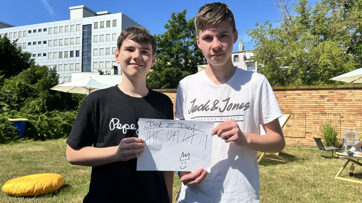 Eines von zwei Teams mit 18 Punkten: das Team Dick & Doof. Zusammen mit dem Team Blue Lock sind sie aktuell Spitzenreiter. Kann sie jemand vom Thron stoßen?