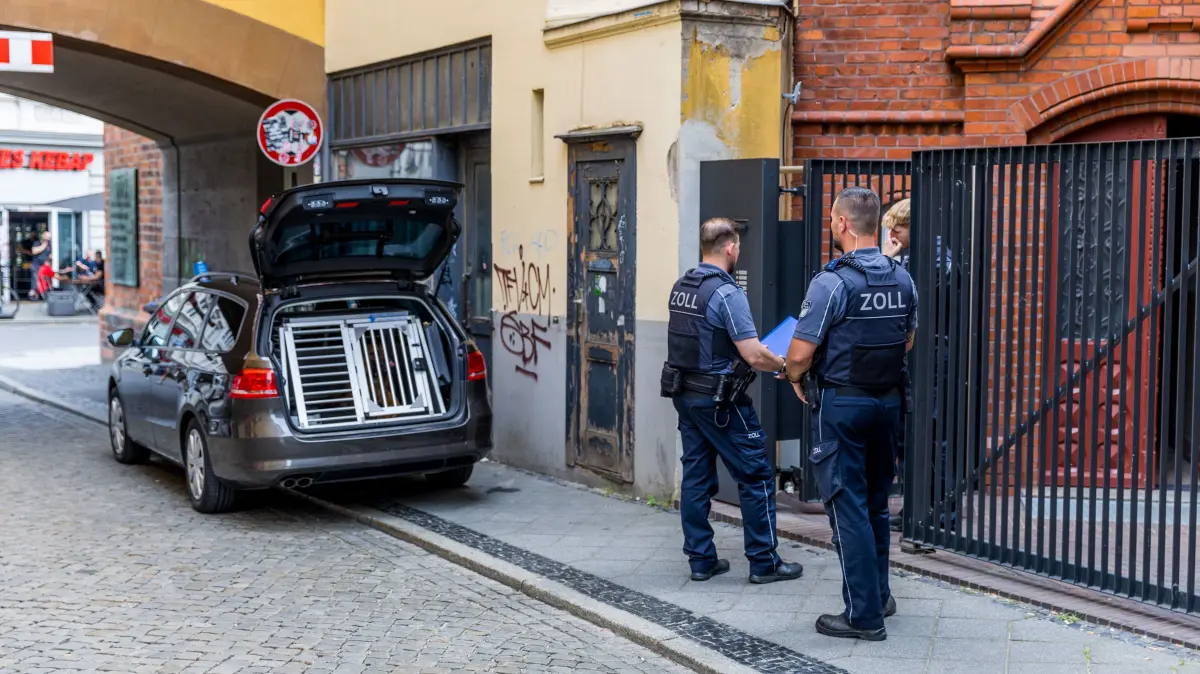 Razzia in Cottbus. hier am Spremberger Turm, 2. Juni 2026