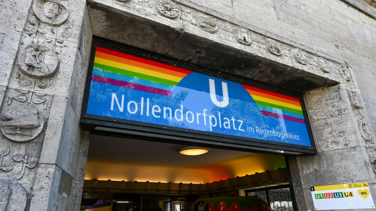 U-Bahnhof Nollendorfplatz „im Regenbogenkiez“