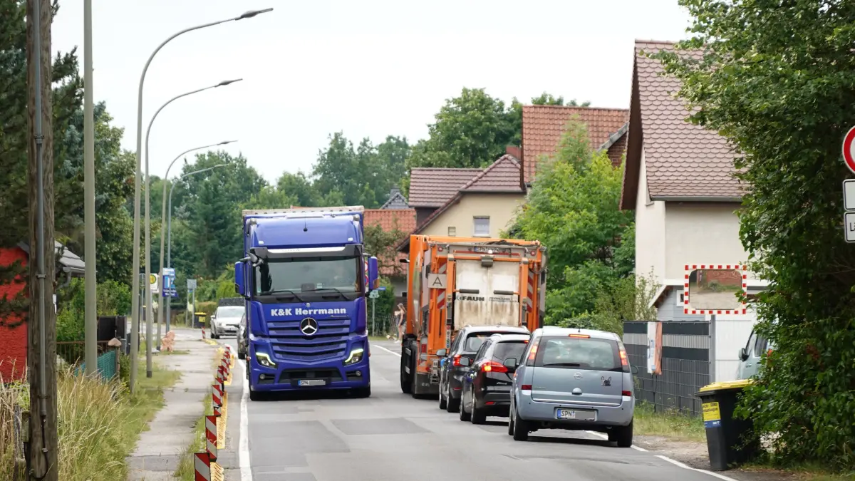 Hänchen Ortsdurchfahrt: Ortsdurchfahrt Hänchen, Gemeinde Kolkwitz