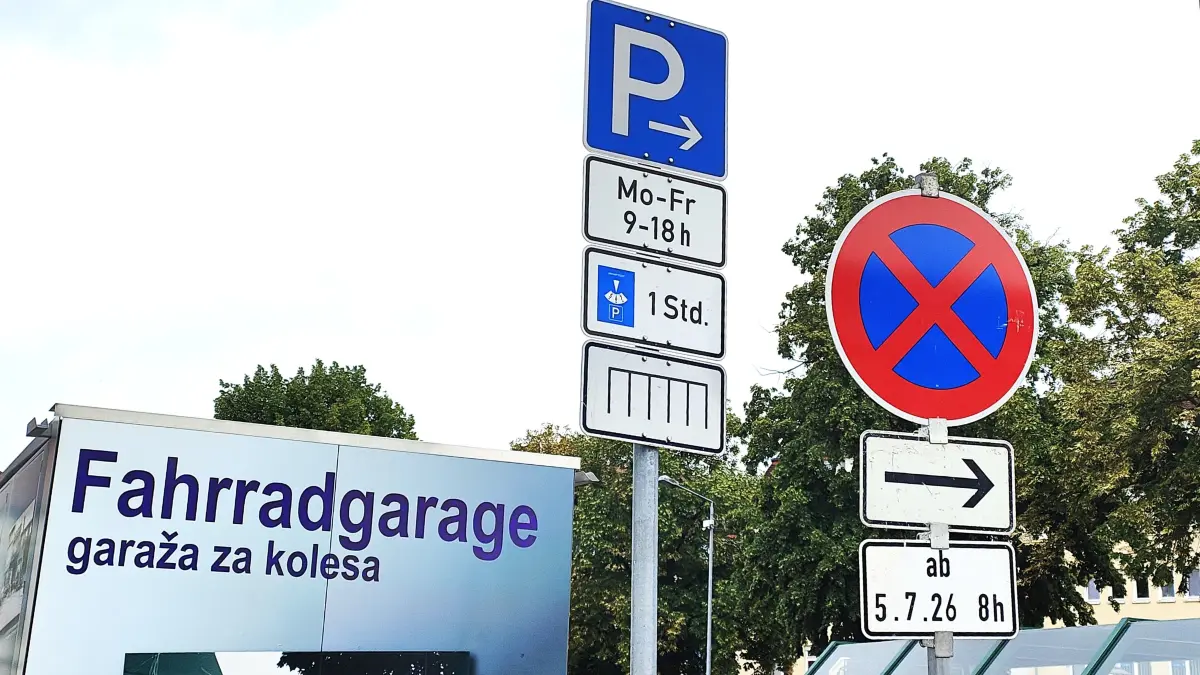 Im Zentrum der Altstadt von Hoyerswerda werden künftig Parkgebühren fällig.