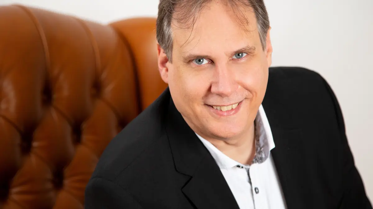 Alexander Endreß, Professor an der Popakademie Mannheim