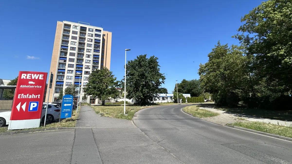 In Cottbus wird in der Leipziger Straße im Kreuzungsbereich zur Falkenberger Straße demnächst gebaut. Damit geht eine Vollsperrung einher.