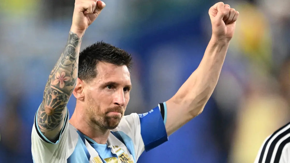 FBL-WC-2026-MATCH86-ARG-CPV: Argentina's forward #10 Lionel Messi celebrates after winning the 2026 World Cup round of 32 football match between Argentina and Cape Verde at the Miami Stadium in Miami Gardens on July 3, 2026. (Photo by ROBERTO SCHMIDT / AFP)