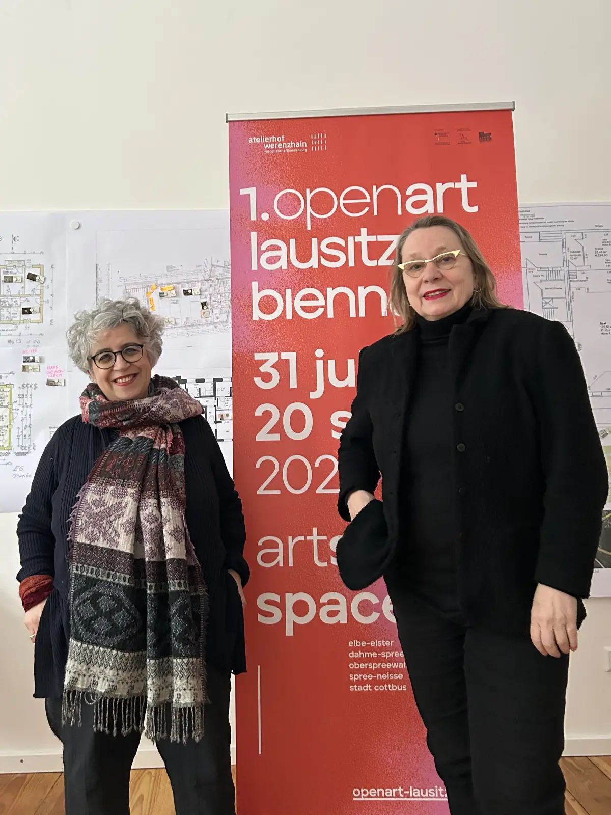 Projektleiterin Maysun Kellow und Kuratorin Michaela van den Driesch