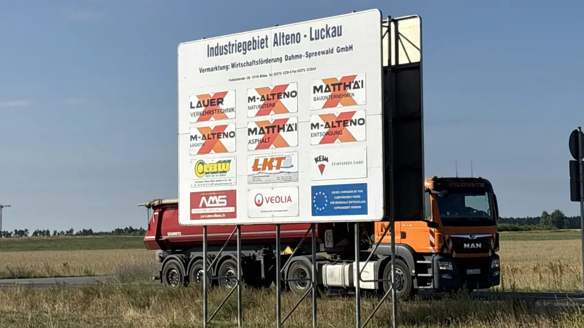 Im Gewerbegebiet Alteno bei Luckau soll ein Rechenzentrum entstehen. So sehen die Pläne aus.