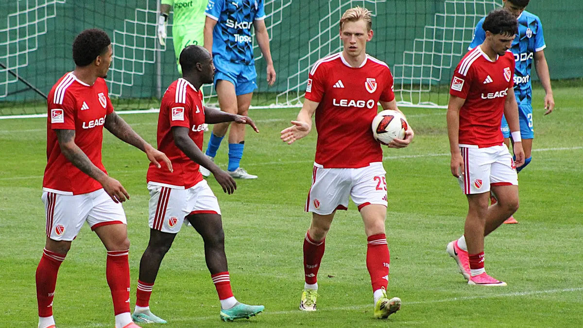Nach dem 2:4 gegen Mlada Boleslav gibt es für Energie Cottbus nun doch noch ein zweites Testspiel im Trainingslager in Österreich. Gegner ist dann Red Bull Salzburg.