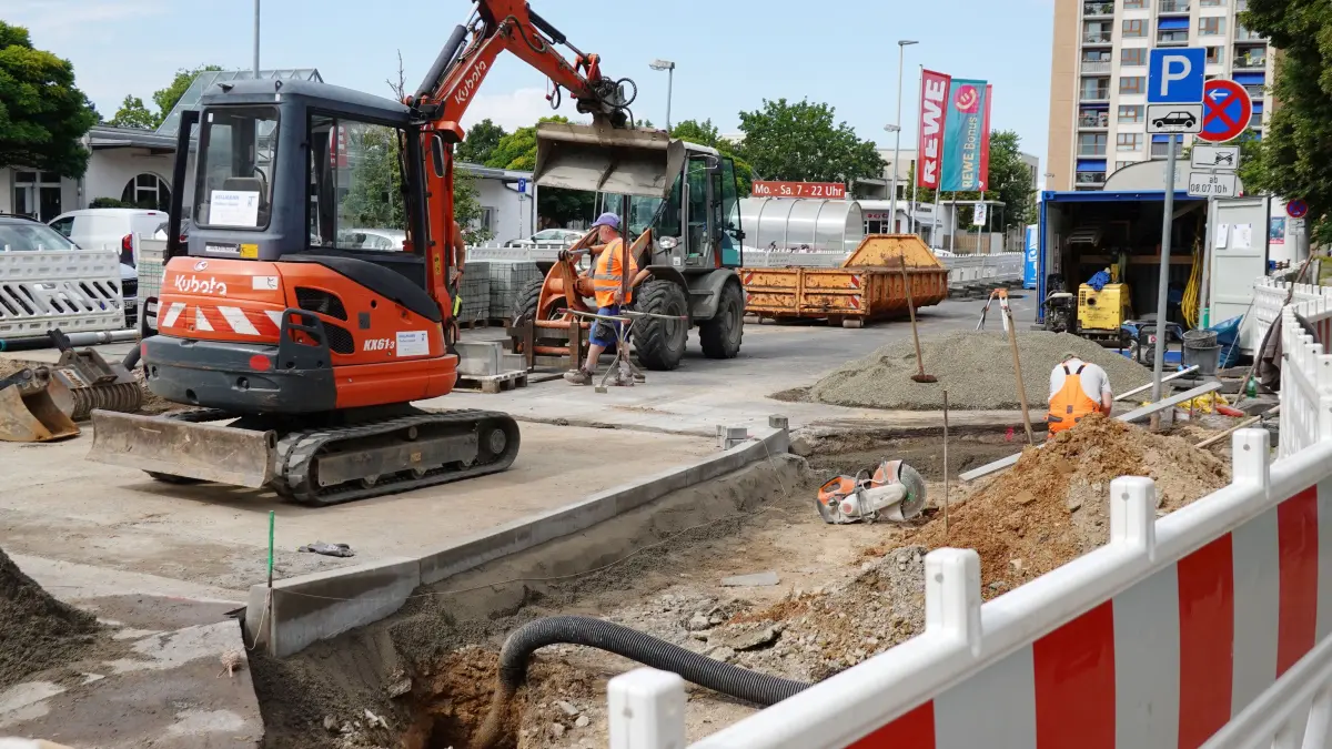 Baustelle Leipziger Str: Baustelle für Fussgängerüberweg in der Leipziger Strasse