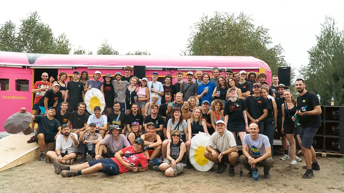 Sägewerk-Festival auf dem Flugplatz Cottbus-Drewitz. Das Team (2025)