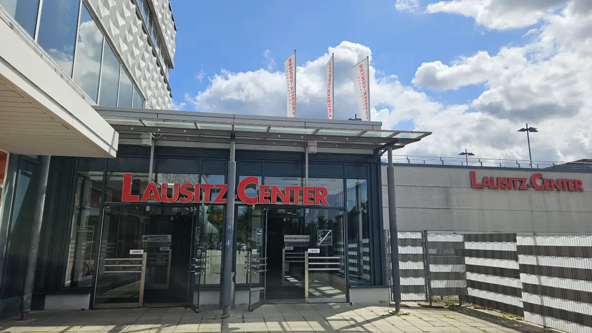 Das Lausitz-Center in Hoyerswerda beherbergt derzeit circa 50 Servicedienstleister und Geschäfte. Eines davon macht jetzt zu.