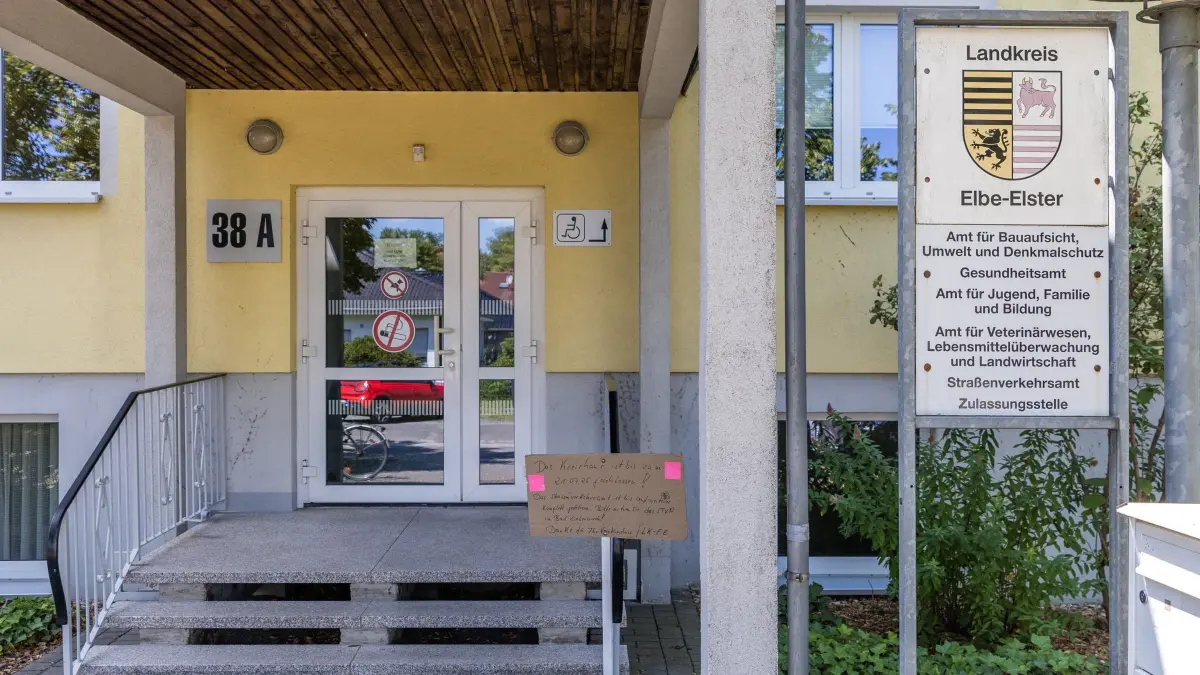 Angriff auf Mitarbeiter in Kreisverwaltung Elbe-Elster