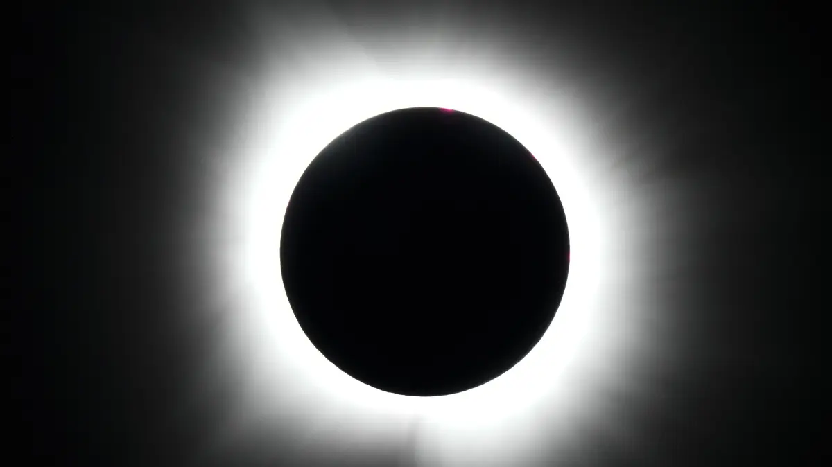 Erst am 3. September 2081 wird man von der äußersten Südwestecke Deutschlands wieder einmal eine total verfinsterte Sonne sehen können