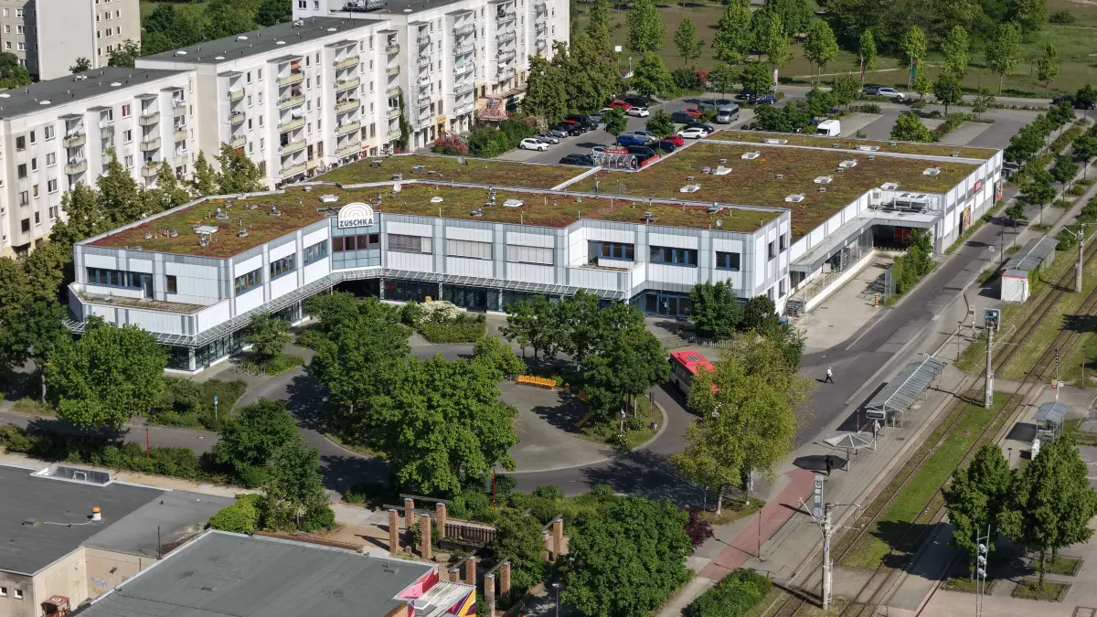 Neu Schmellwitz: Das Einkaufszentrum Zuschka und die Wohnscheibe sollen jetzt saniert werden.