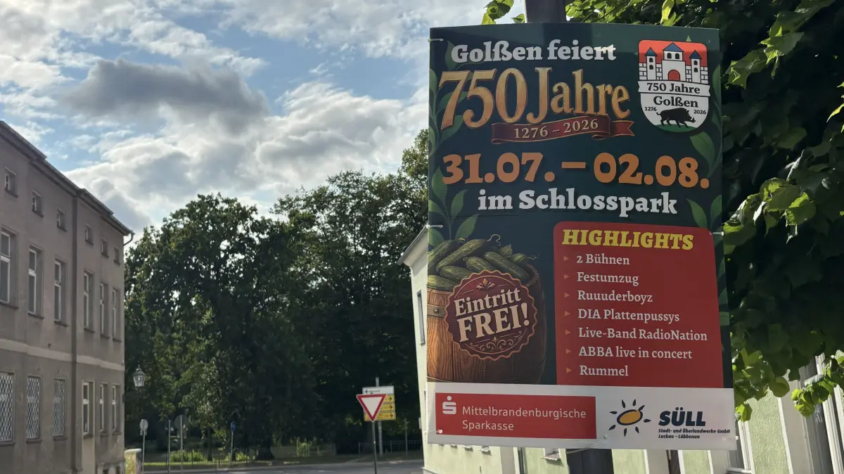 Plakat in Golßen zum Stadtfest im Jahr 2026