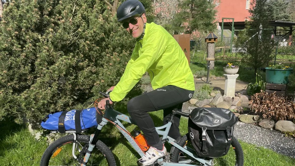 Für Gerd Werner aus Finsterwalde ging es nach langer Krankheit wieder auf große Radtour. Die Fahrt über die britische Insel nach Paris hatte ein großes Ziel.