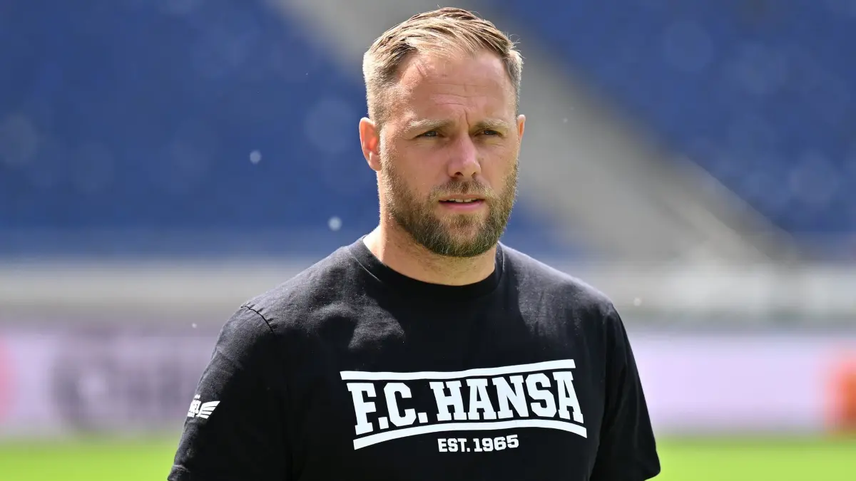 Trainer Daniel Brinkmann vom FC Hansa Rostock