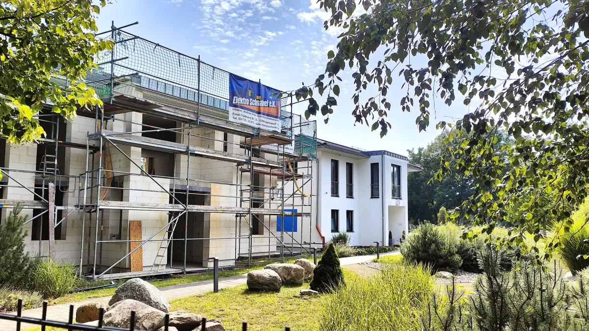 Seenland Dental in Hoyerswerda will durch einen Anbau mehr Patienten betreuen können.