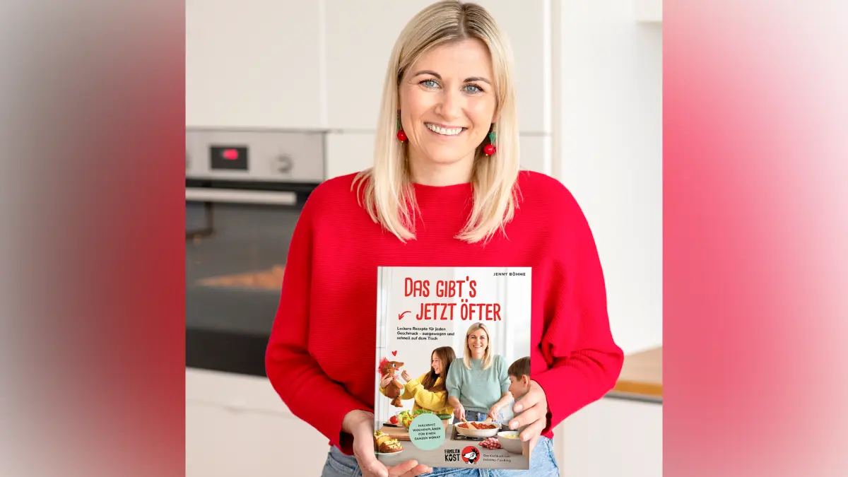 Food-Bloggerin und Ernährungsberaterin Jenny Böhme von familienkost.de präsentiert ihr neues Kochbuch 2026 (nur für Bericht über Buch frei)