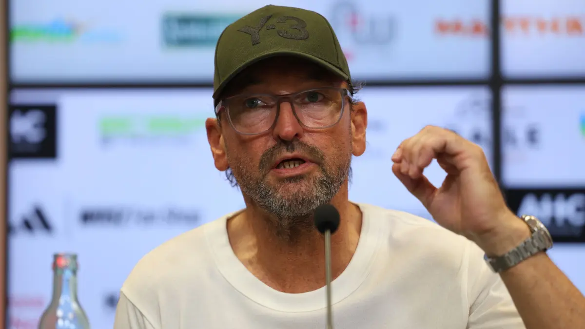 Fussball 2. Bundesliga 2026/2027 FC Energie Cottbus - Hannover 96: Trainer Claus-Dieter Wollitz (Energie Cottbus)