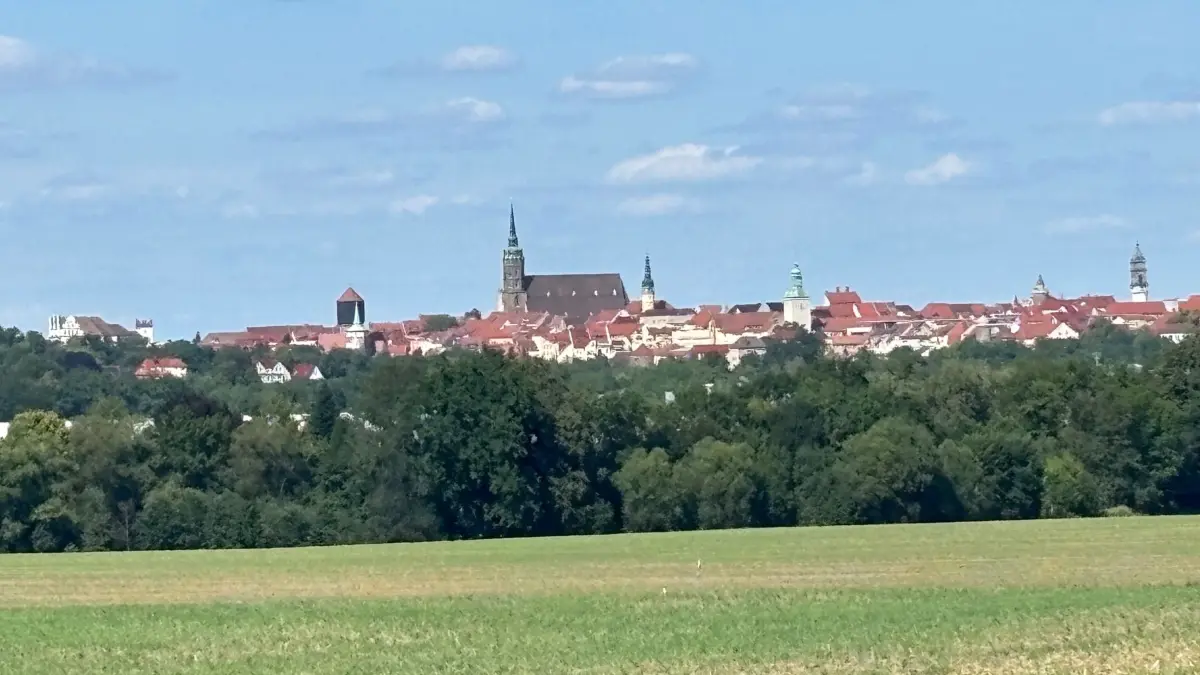 Die Silhouette von Bautzen gehört zu den eindrucksvollsten ihrer Art, welche die Oberlausitz zu bieten hat. Aber hat die Spreestadt mehr Türme als Görlitz?